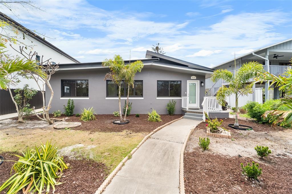 3214 E Maritana Dr in St Pete Beach, FL - Building Photo