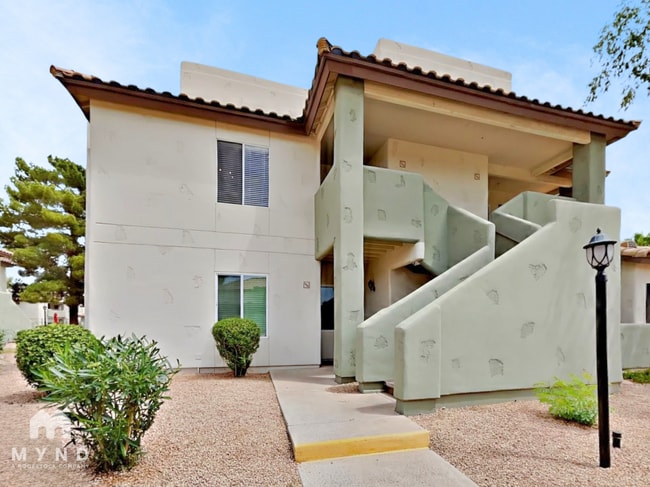 property at 1825 W Ray Rd