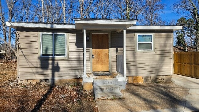 1372 Ridge Rd in Greenville, SC - Building Photo - Building Photo