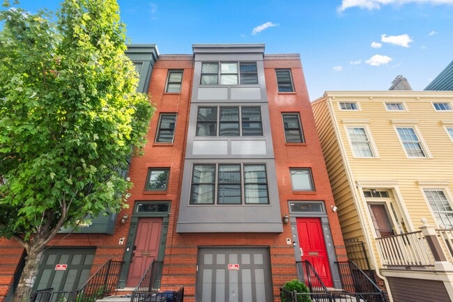 7 Wayne St, Unit 1S