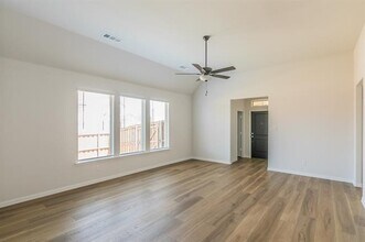 1000 S Hl Dr in Crowley, TX - Building Photo - Building Photo
