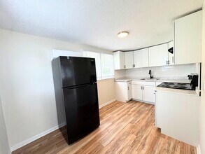 218 Canady St in Fayetteville, NC - Foto de edificio - Building Photo