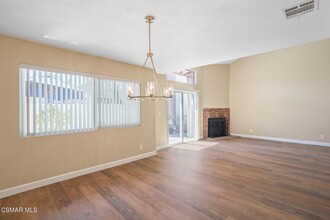 2060 Shoemaker Ln in Thousand Oaks, CA - Building Photo - Building Photo