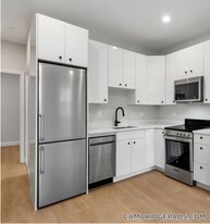 1576 Cambridge St, Unit 3F in Cambridge, MA - Building Photo