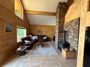 8037 E Shore Dr, Unit 8037 E shore Dr. in Canyon, MN - Building Photo - Building Photo