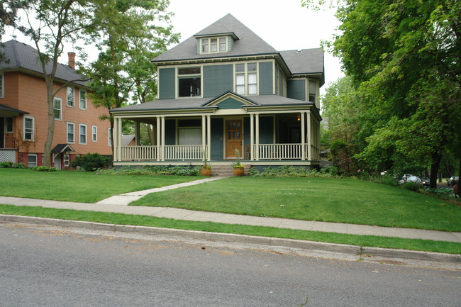 1204 S Adams St in Spokane, WA - Building Photo - Building Photo