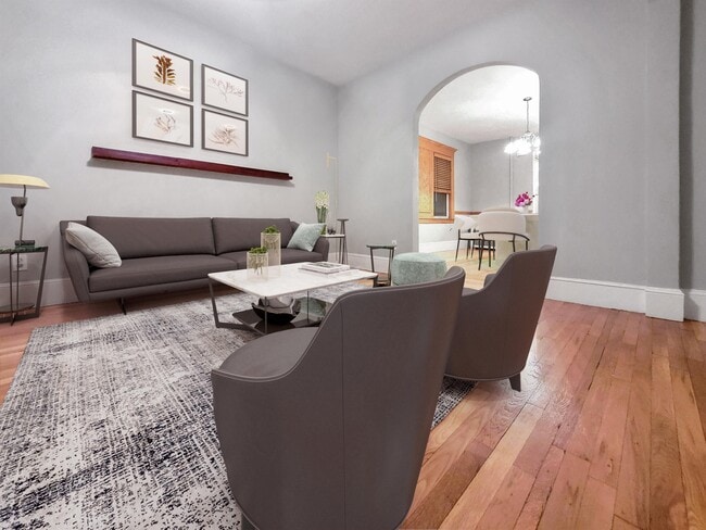 26 Gladstone St, Unit 26 Gladstone St. #1
