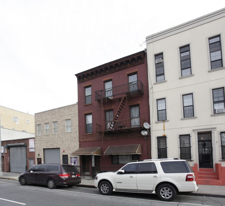 171 Classon Ave in Brooklyn, NY - Building Photo