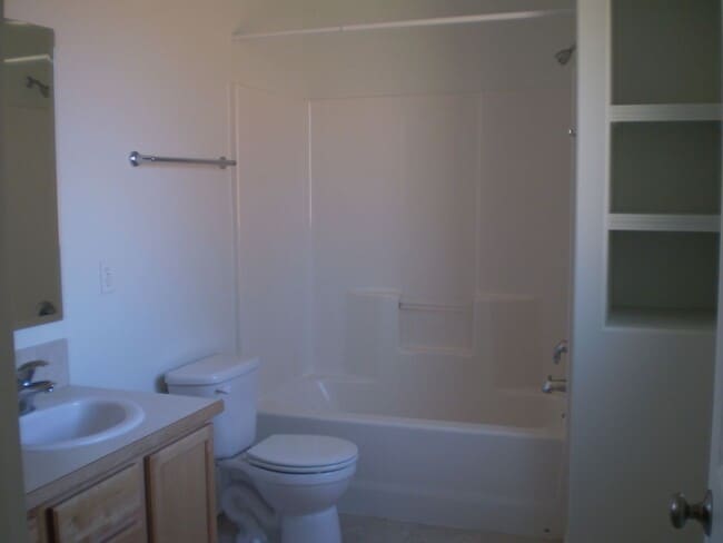 87558 Placid St in Veneta, OR - Building Photo - Building Photo