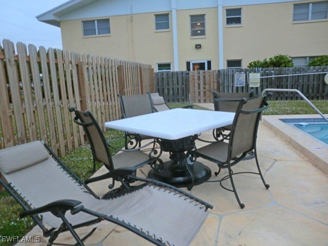 4901 Victoria Dr in Cape Coral, FL - Building Photo - Building Photo