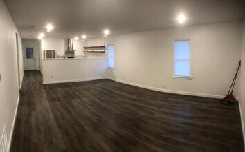 106 Matthews St in Athens, TX - Building Photo - Building Photo