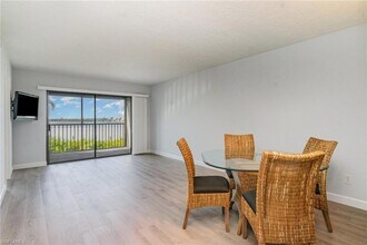 4835 Bonita Beach Rd SW in Bonita Springs, FL - Building Photo - Building Photo