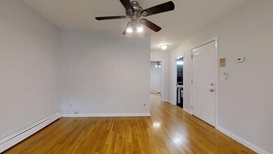 159 W 7th St, Unit 3 in Boston, MA - Building Photo - Building Photo