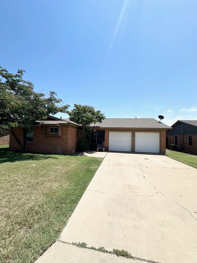 property at 4805 Storey Ave