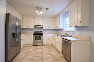 Ridgewood Court Home in Auburn, AL - Building Photo - Building Photo