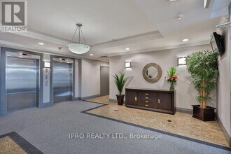 2772-2772 Keele St in Toronto, ON - Building Photo - Building Photo