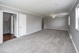 2346 Westmoor Rd in Rocky River, OH - Building Photo - Building Photo