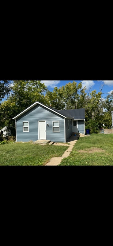 property at 1212 20th Ave SW