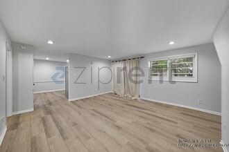792 Marstevan Dr NE in Atlanta, GA - Building Photo - Building Photo