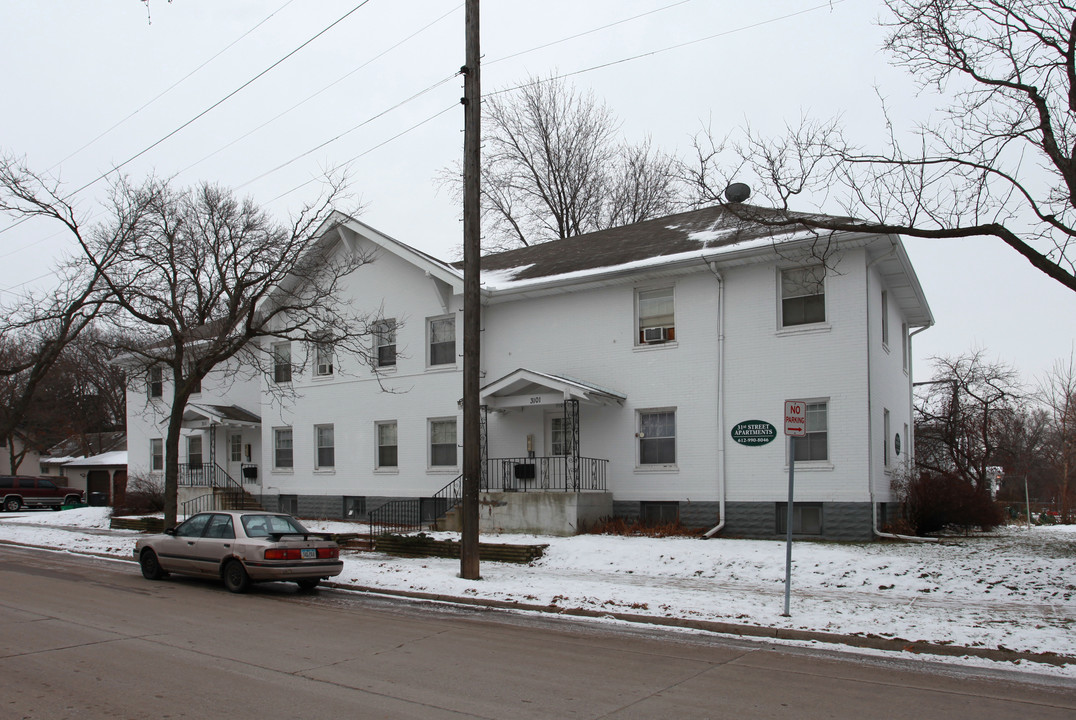 3101-3111 E 31st St in Minneapolis, MN - Building Photo