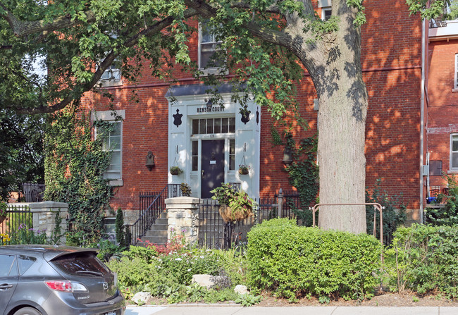 Kenson Court in Hamilton, ON - Building Photo - Building Photo