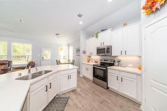 99 Rd 6605 in Dayton, TX - Building Photo - Building Photo