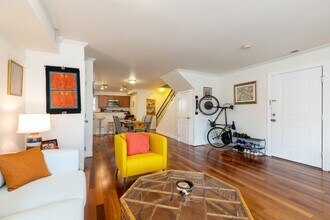 911 Kennedy St NW in Washington, DC - Building Photo - Building Photo