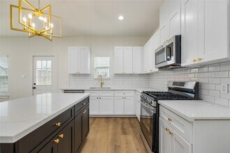 6417 Eastland St in Houston, TX - Building Photo - Building Photo