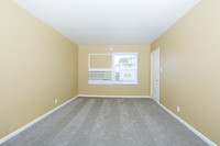 Clark Maryland Apartments in Las Vegas, NV - Building Photo - Interior Photo