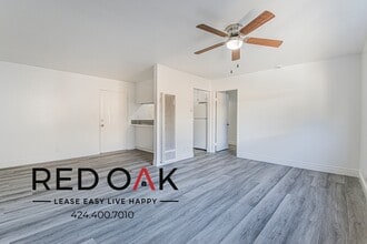 1669 W 261st St, Unit 4 in Los Angeles, CA - Foto de edificio - Building Photo