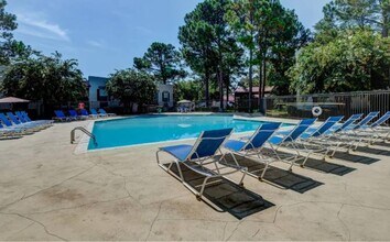 Marabella Apartments in Tyler, TX - Foto de edificio - Building Photo