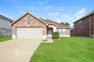 10329 Pyrite Dr in Fort Worth, TX - Building Photo
