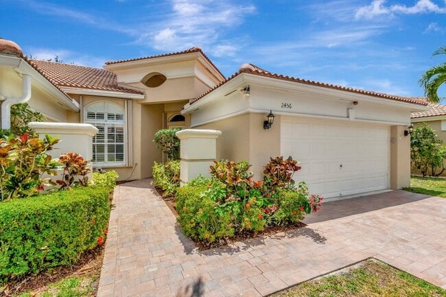 2452 Sandy Cay in West Palm Beach, FL - Building Photo - Building Photo