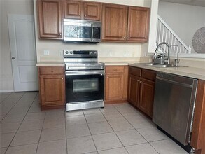 5001 Barnstead Dr in Riverview, FL - Building Photo - Building Photo