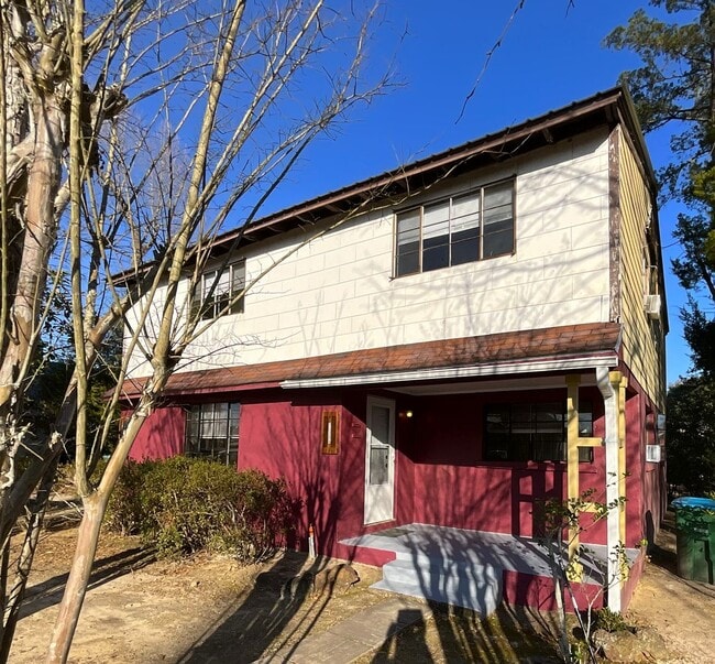 property at 3020 5th St