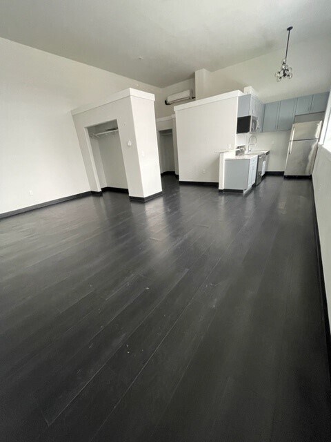 125 E Main St, Unit 301 in Norwich, NY - Building Photo - Building Photo