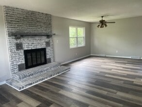 1425 Baskett St in St. Clair, MO - Building Photo - Building Photo