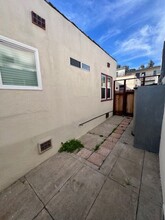 249 4th Ave, Unit 249 in Venice, CA - Building Photo - Building Photo