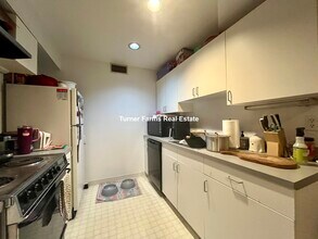 26 Bow St, Unit 21 in Somerville, MA - Building Photo - Building Photo