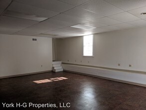 10 1st Ave in Red Lion, PA - Building Photo - Building Photo