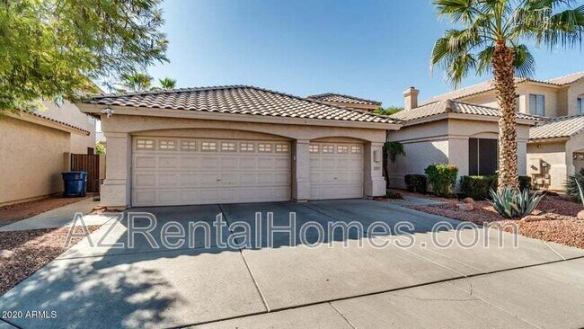 1883 E Dava Dr in Tempe, AZ - Building Photo - Building Photo