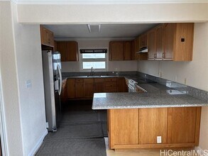 5622 Kanau St in Honolulu, HI - Building Photo - Building Photo