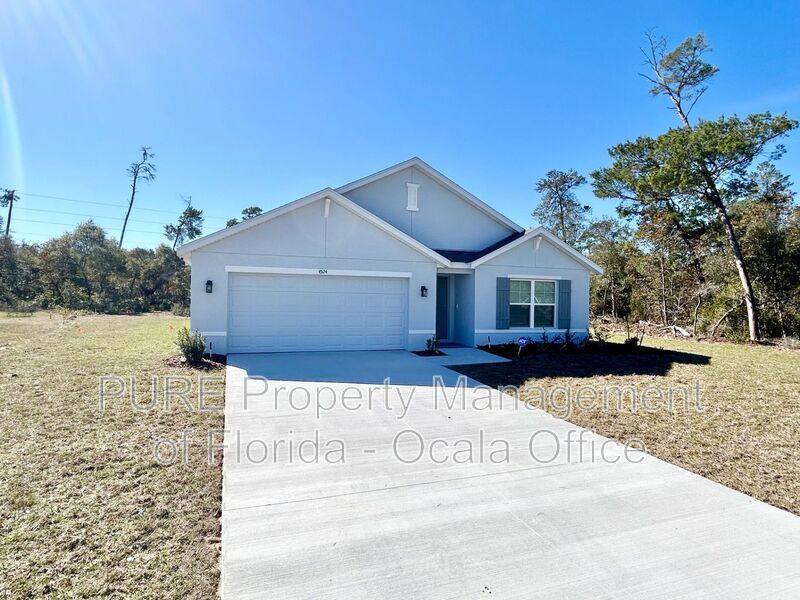 4524 SW 158th St Rd in Ocala, FL - Building Photo