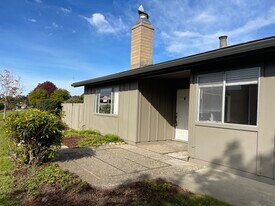 140 Paseo Farrallon in Aptos, CA - Building Photo