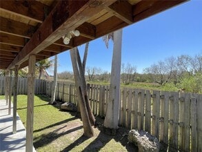 9810 SW 222nd Terrace in Cutler Bay, FL - Building Photo - Building Photo