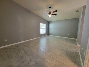 800 Overlook Dr in Winter Haven, FL - Building Photo - Building Photo