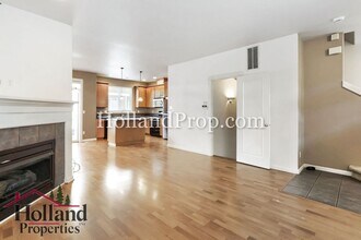 16076 SW Gage Ln in Beaverton, OR - Building Photo - Building Photo