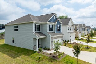 Reynolds Crossing in Winston-Salem, NC - Building Photo