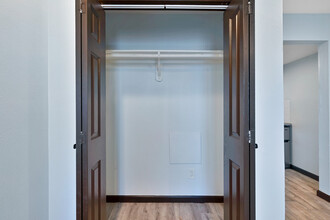 The Silhouette Apartments by UH Studios in Houston, TX - Foto de edificio - Interior Photo