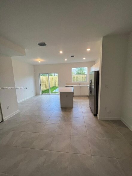 2871 SE 26th St, Unit 1140-23 in Homestead, FL - Building Photo - Building Photo